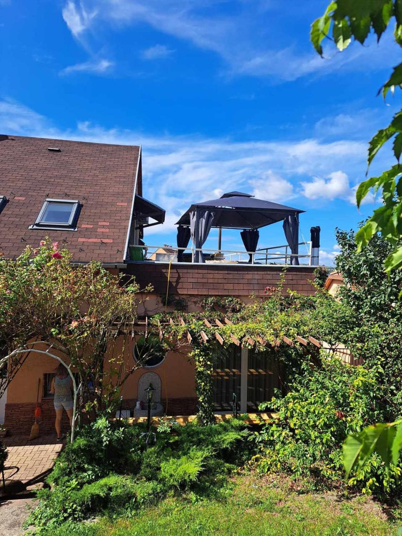 Orient Apartmanhaz Eger Zewnętrze zdjęcie