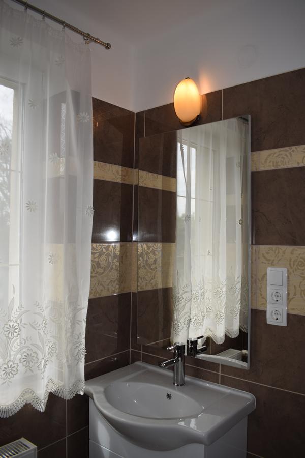 Orient Apartmanhaz Eger Zewnętrze zdjęcie
